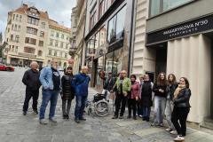 447f8d0d-c0c3-433d-9a49-3a9310bb7774